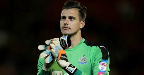 Rafa Benitez delivers blow to Leeds United over keeper signing