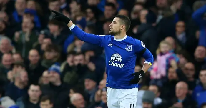 Mirallas eyes trophies after extending Everton stay