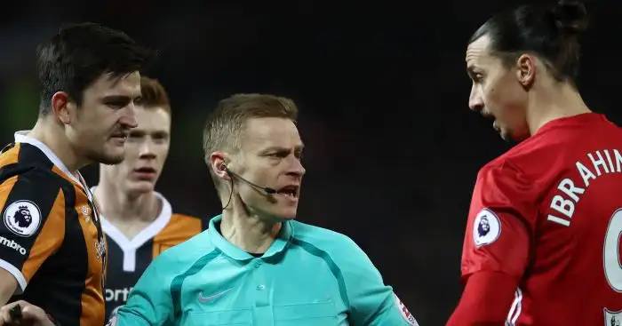 Man United risk being cut adrift as Hull clinch vital point