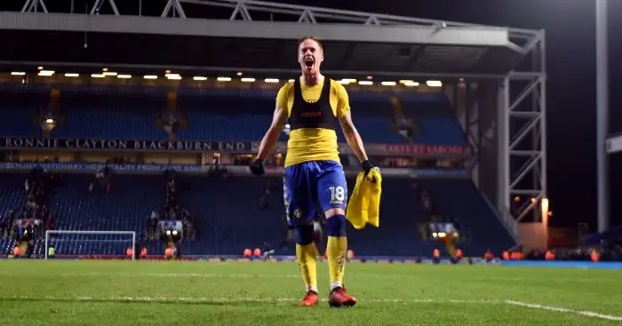 Jansson signs long-term deal with Leeds