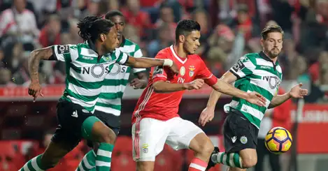 Southampton ‘lock horns with Everton’ over Sporting defender