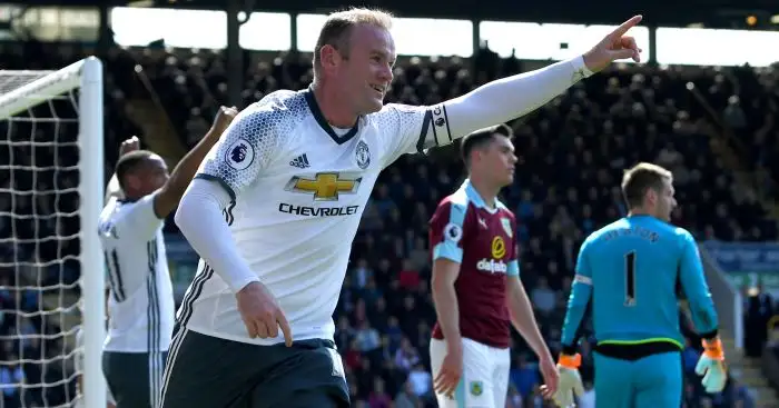 Man United close in on top four after cruising to win at Burnley