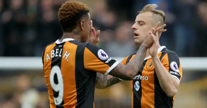 Newcastle edge Watford as Grosicki exit clause boosts hopes