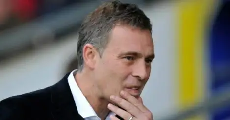 Tottenham appoint former Dagenham boss to coaching staff