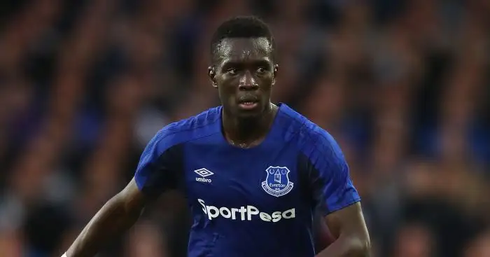 Chelsea identify Everton midfielder as Drinkwater alternative