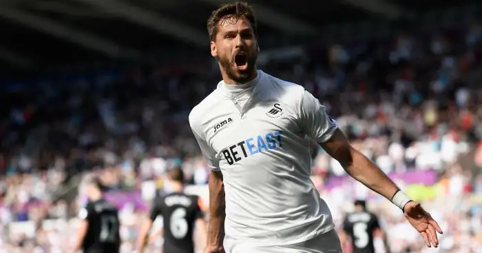 Tottenham seal signing of Chelsea target Fernando Llorente