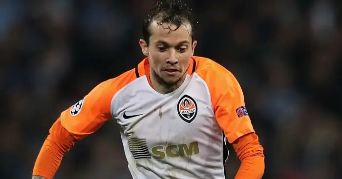 Chelsea eye free agent Brazilian as Willian contingency plan