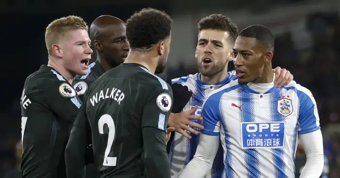 Ref Review: Swansea controversy; our take on van La Parra red