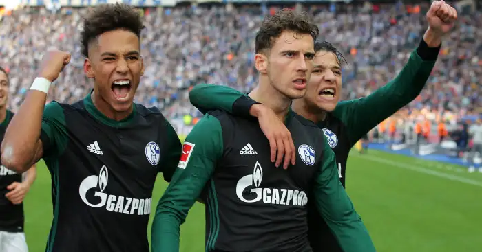 Liverpool, Man Utd miss out as top target makes his choice