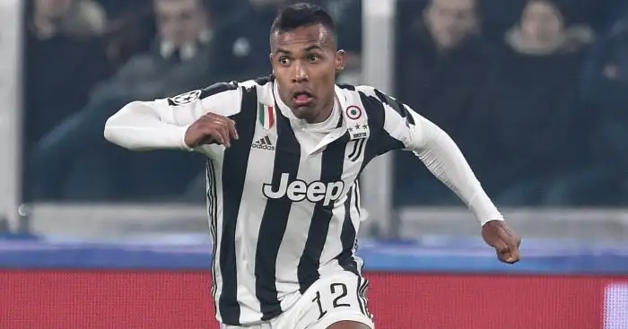 Advantage Man Utd in race to sign major Chelsea left-back target