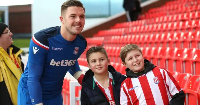 Stoke star ready to snub Chelsea in favour of Liverpool switch