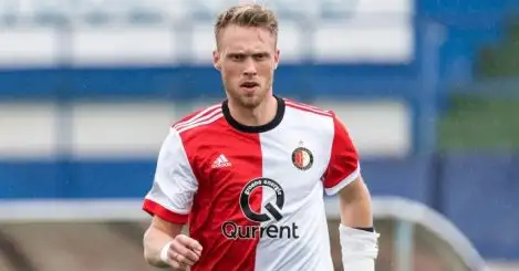 Newcastle told to make improved offer for Feyenoord hotshot