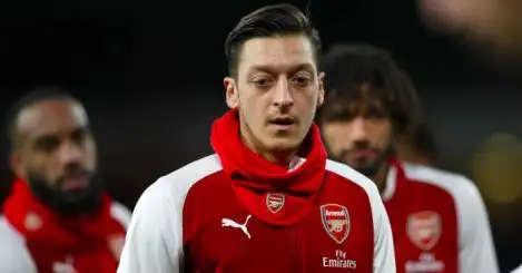 Former teammate gives insight into Mesut Ozil’s Arsenal battle