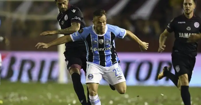 Brazilian claims transfer to La Liga giants Barcelona is still on track