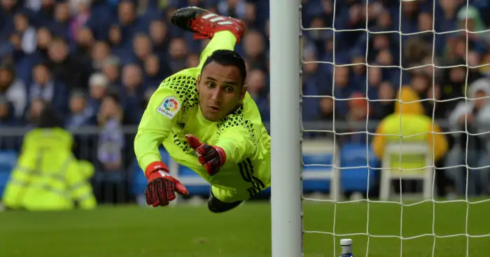 Arsenal identify €16m goalkeeper as long-term Cech replacement