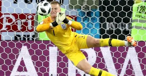 Chelsea star mocks England goalkeeper Pickford’s height
