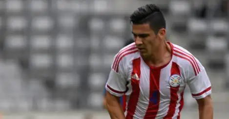 West Ham sign Paraguay international on three-year deal