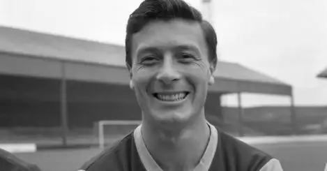 Burnley mourn the loss of ‘greatest ever player’ Jimmy McIlroy