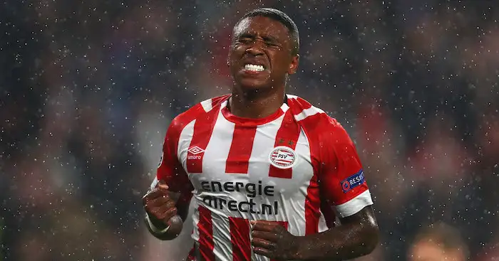 EINDHOVEN, NETHERLANDS - AUGUST 29: Steven Bergwijn of PSV celebrates scoring his teams first goal of the game during the UEFA Champions League Play-offs , 2nd leg match between PSV and FC BATE Borisov at Phillips Stadium on August 29, 2018 in Eindhoven, Netherlands. (Photo by Dean Mouhtaropoulos/Getty Images)