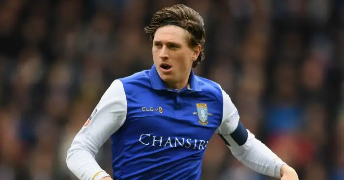 Wolves eyeing January deals for centre-back and winger