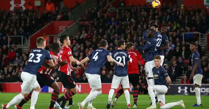 Southampton hold Man Utd to draw in pulsating game