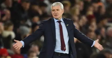 Hughes argues nobody will praise his team after Man Utd draw