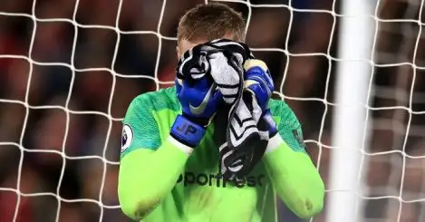 Everton make contact with Man Utd, Tottenham in hunt for Pickford backup