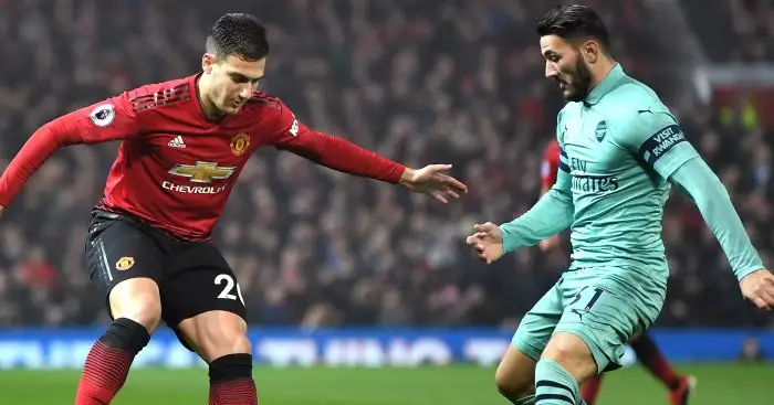 Man Utd hit back twice to earn home draw with Arsenal