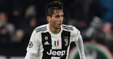 Chelsea to rival Real Madrid, PSG for €60m-rated Juventus sensation