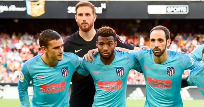 Blow for Man Utd, Arsenal as target agrees new deal with huge exit clause
