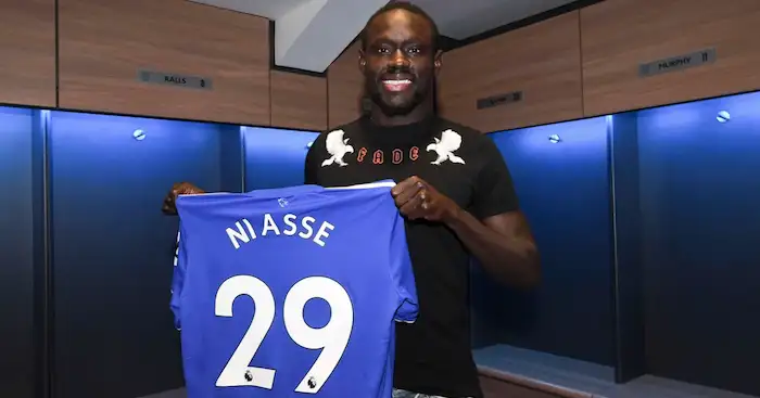 Cardiff complete loan signing of Everton striker until end of season