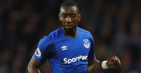 Confusion over future of £25m Everton man after early loan termination
