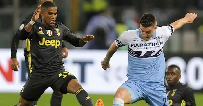 Juventus to consider selling €60m forward to Man Utd in stunning swap deal