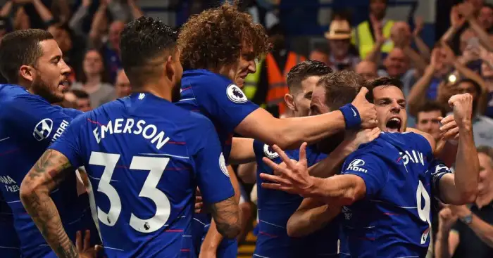 Ambitious Premier League duo prepared to do battle for Chelsea flop