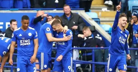Vardy strikes twice as 10-man Arsenal suffer huge top four blow