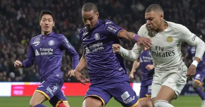 Celtic confirm signing of £7m centre-back