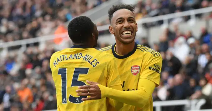 Aubameyang strike gives Arsenal narrow win at Newcastle