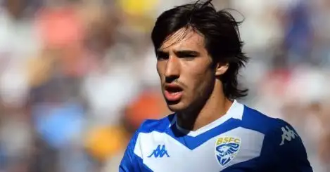 Fears from Italy that Man Utd are main threat in chase for Brescia sensation