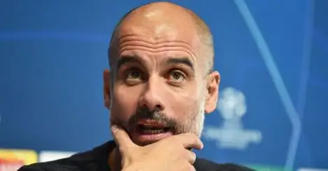 Guardiola responds to questions about Fernandinho’s fitness