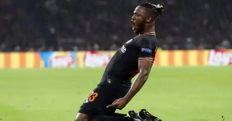Super sub Batshuayi helps Chelsea come away with big win away at Ajax