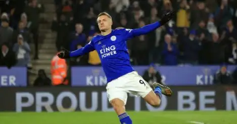 Leicester make it seven in a row, wins for Wolves and Southampton