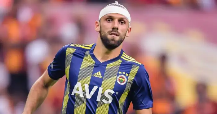 Agent shatters talk of £20m Man Utd bid for striker