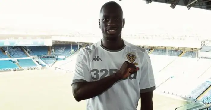 Pundit warns Bielsa of a maverick side to Leeds new boy Augustin