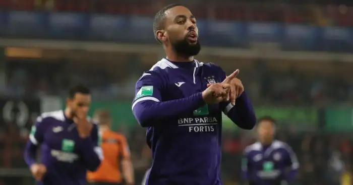 Roofe speaks out with Leeds promotion prediction after January additions