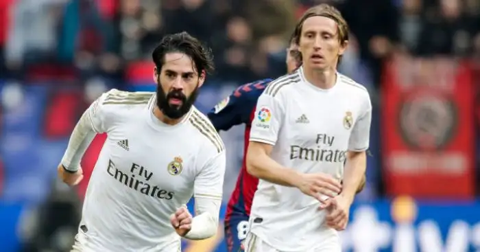 Tottenham ‘great favourite’ to complete stunning signing with two-year offer