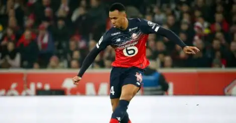 Lille coach admits to rising tensions over Man Utd target as solution urged
