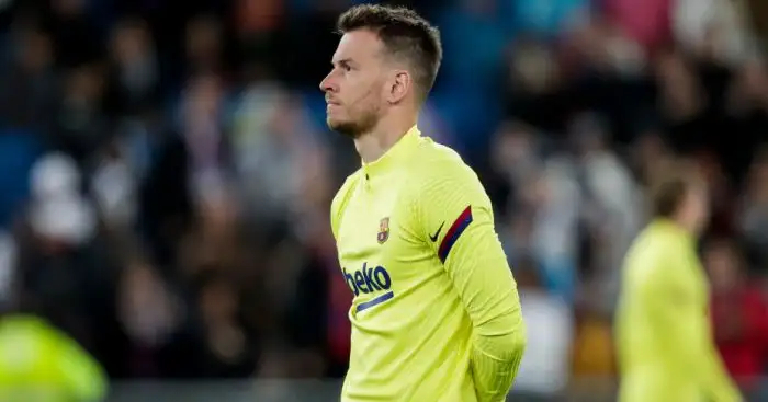 Arsenal revive interest in Barcelona keeper despite transfer disagreement
