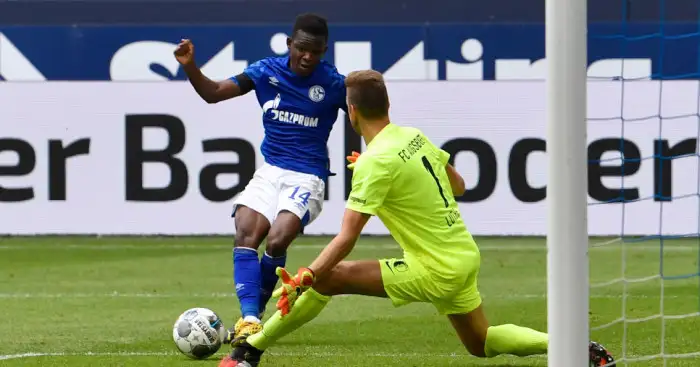 €60m-rated Schalke star teases Man Utd with Premier League hint