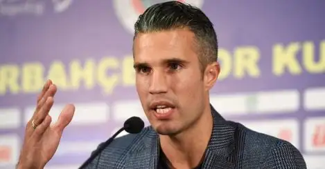 Van Persie paints grave Arsenal picture after pinpointing basics weakness
