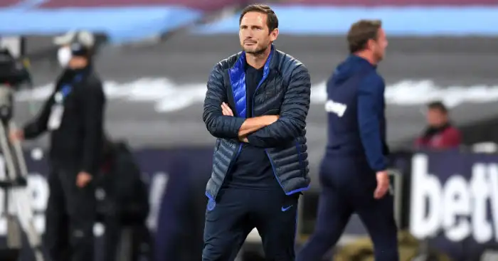 Everton star Chelsea’s solution as Neville slams Lampard’s problem player